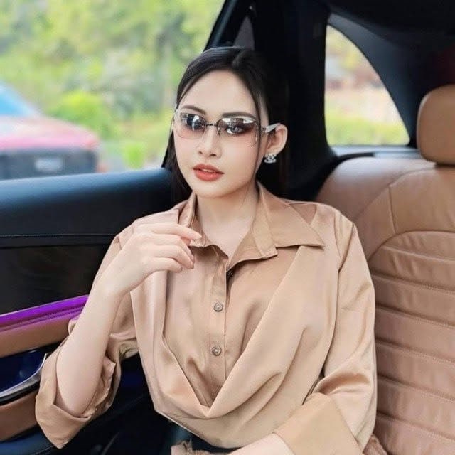 @quynhanhchinhchu_official